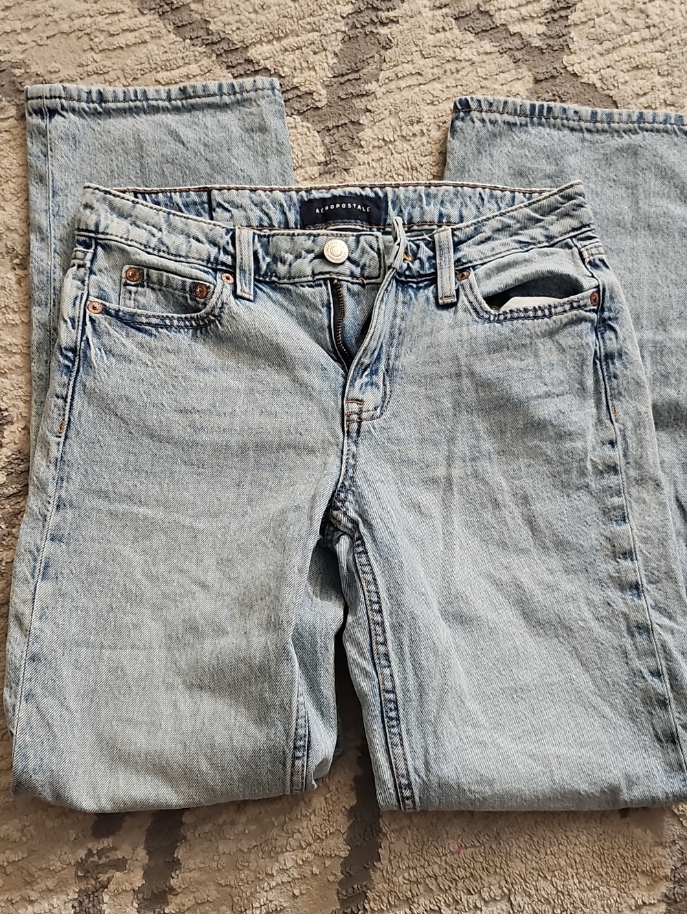 Aeropostale Women's Light Blue Straight Leg Jeans